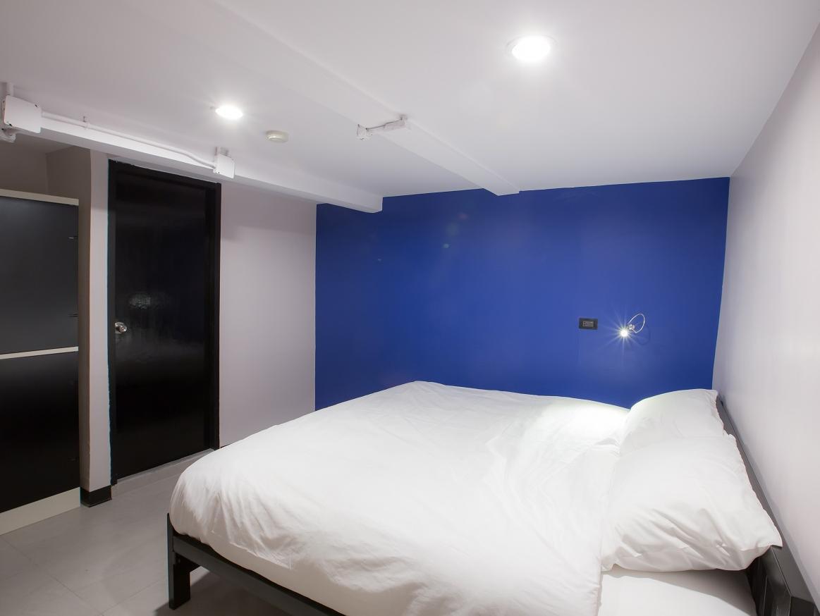 The Blocks Hostel Sukhumvit 10 Банкок Екстериор снимка